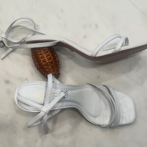 RAYE Women's White Thatch Strappy Sandals Size 6